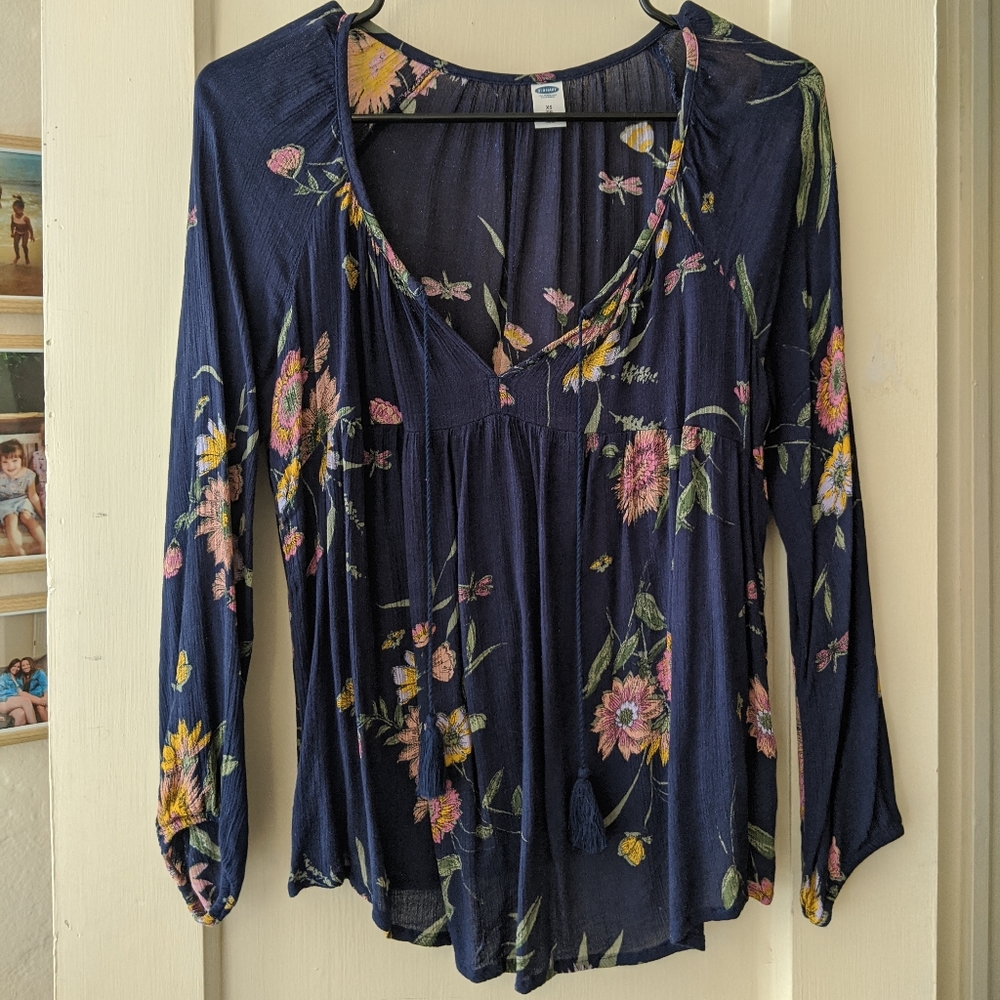 Ol Navy Floral Blouse